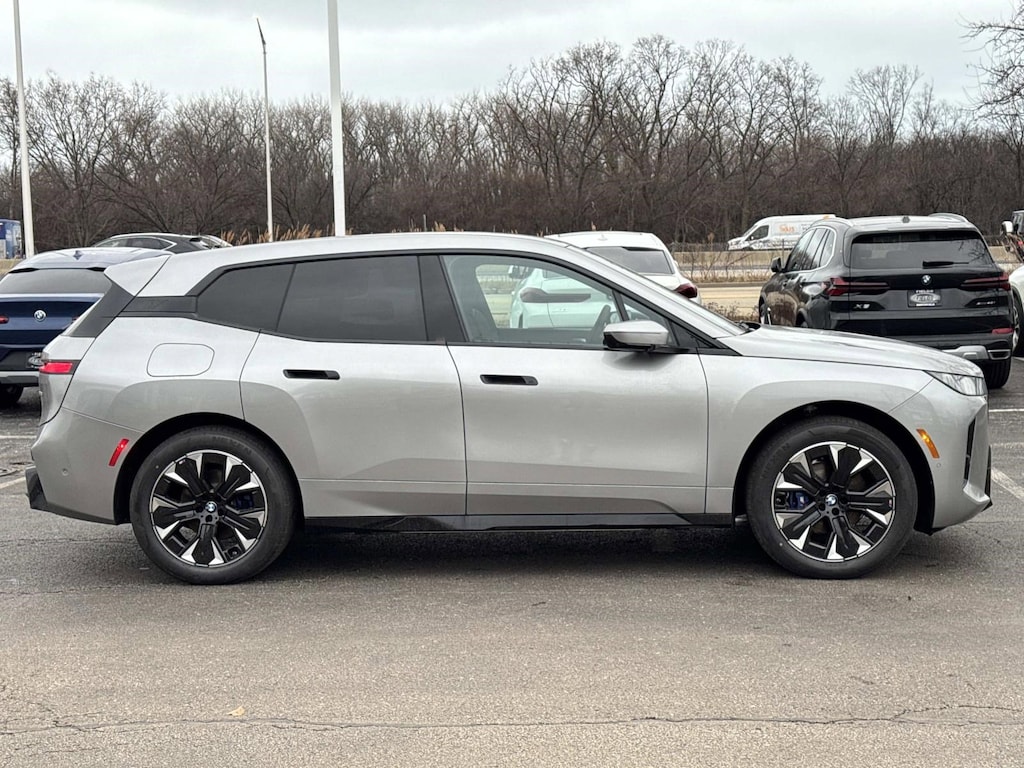 New 2026 BMW iX xDrive60 SUV