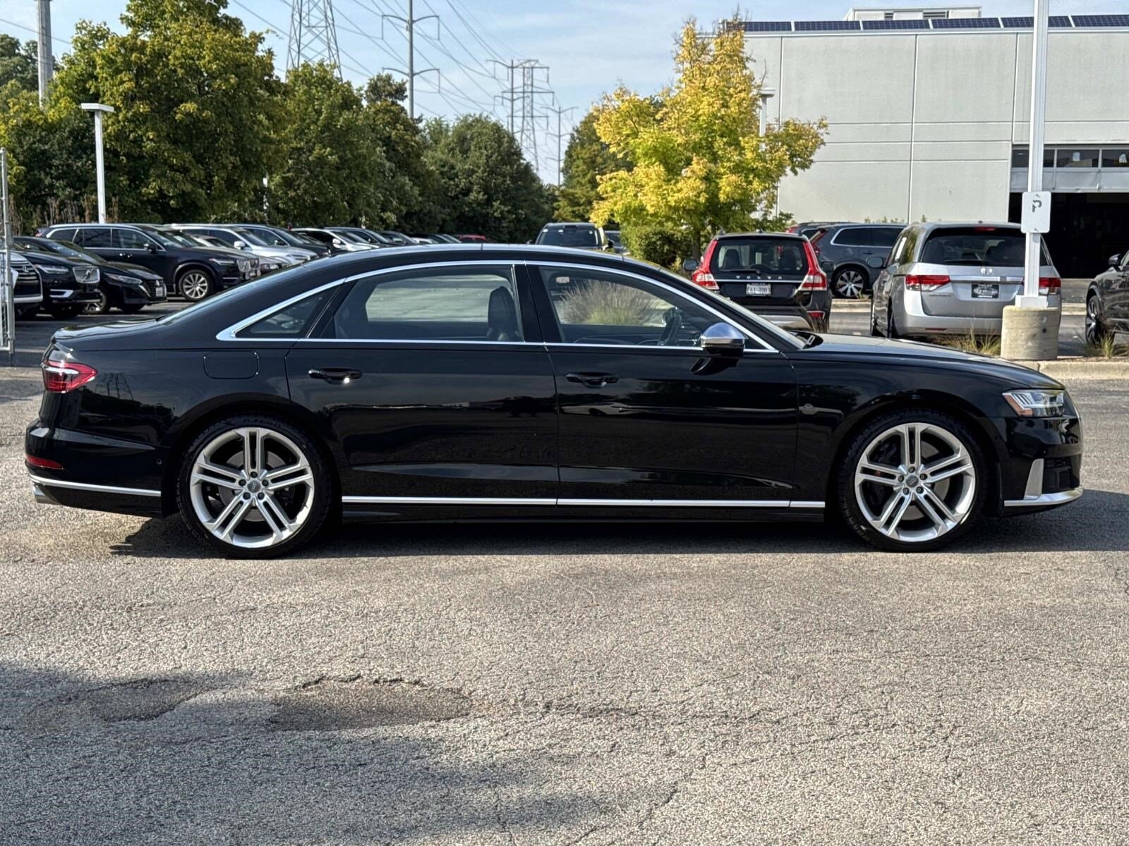 2020 Audi S8 4.0T photo 4