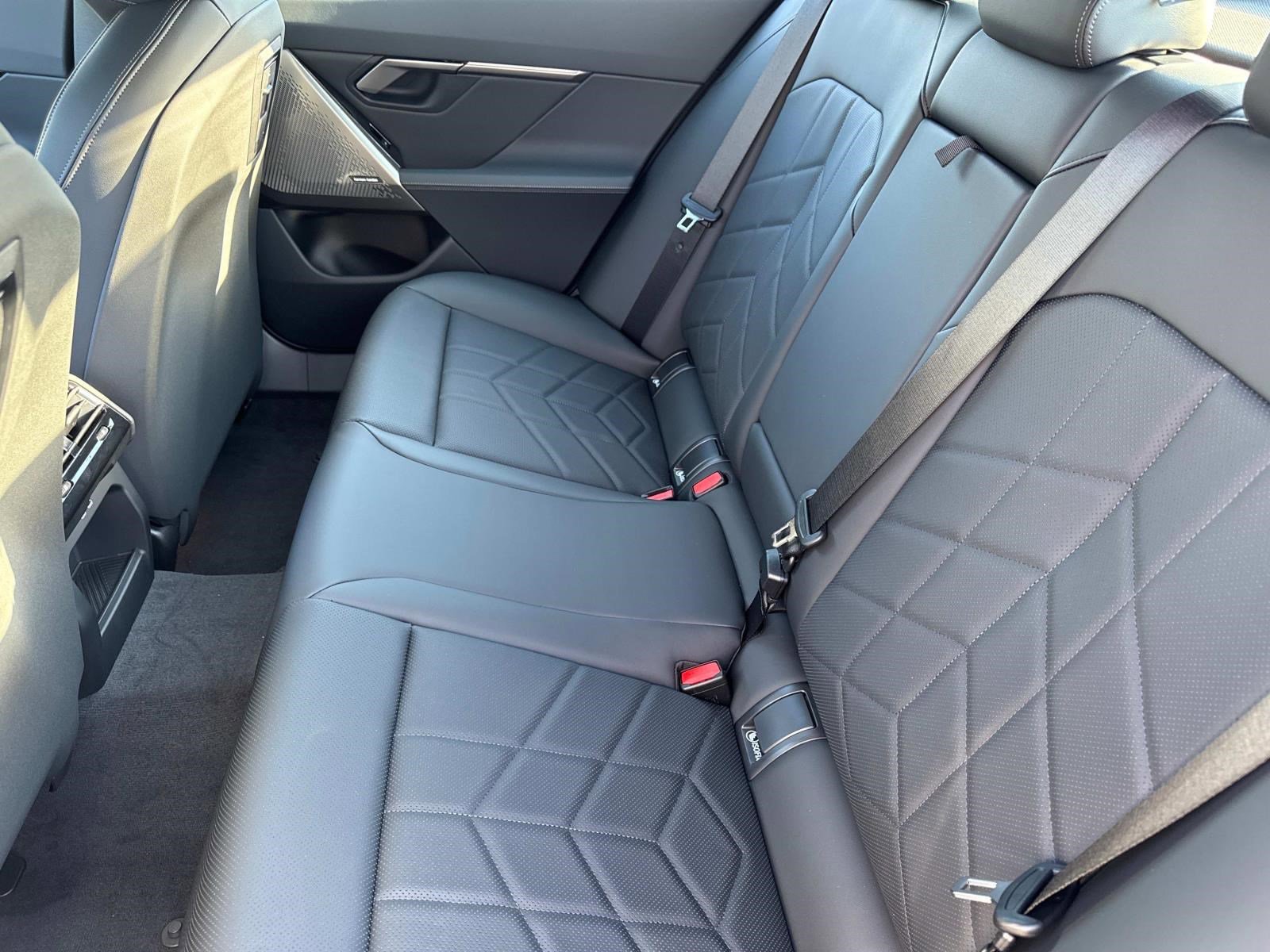 2026 BMW i5 40 - Photo 12