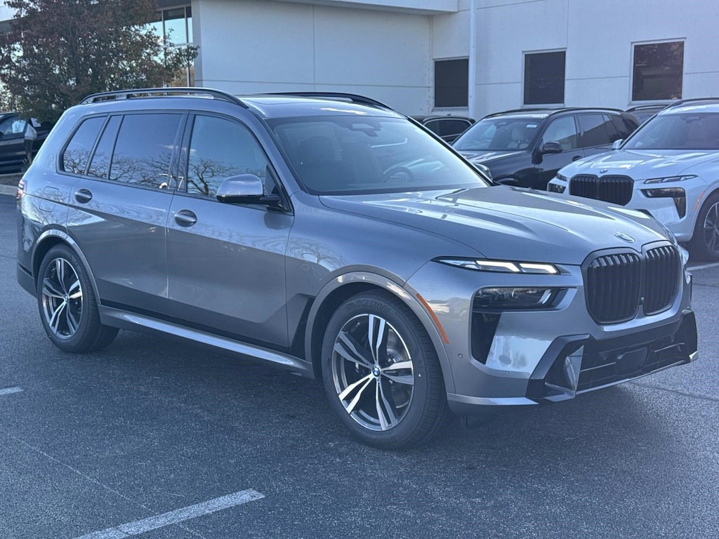 New 2026 BMW X7 xDrive40i SUV