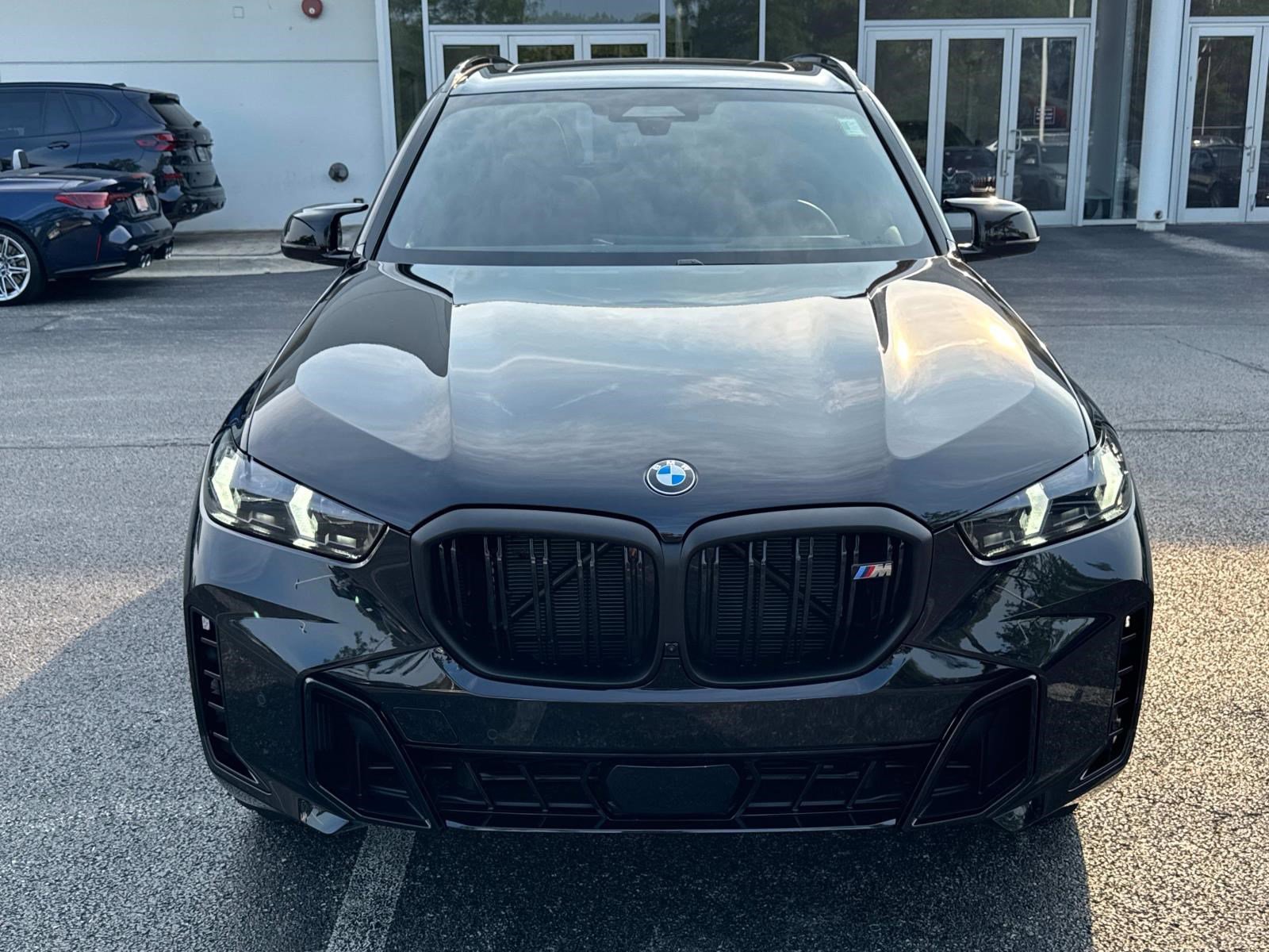 2025 Bmw X5 M60i photo 2