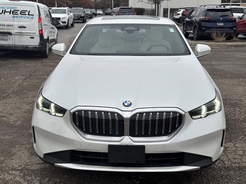 New 2025 BMW 530i xDrive Sedan