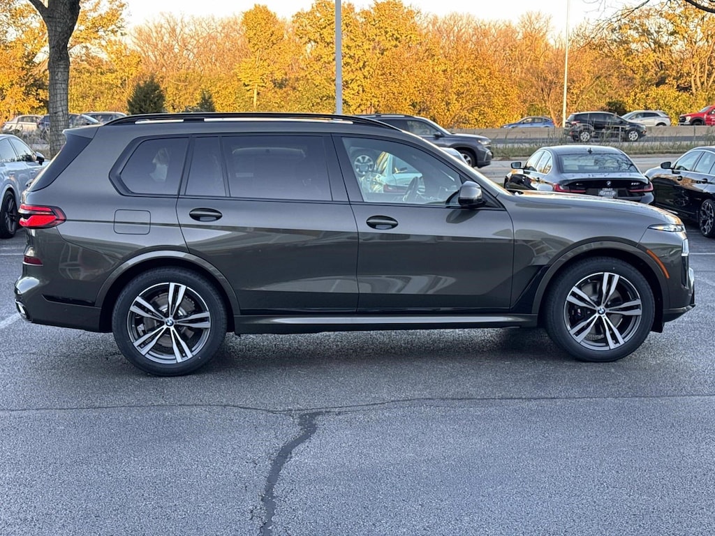 New 2026 BMW X7 xDrive40i SUV