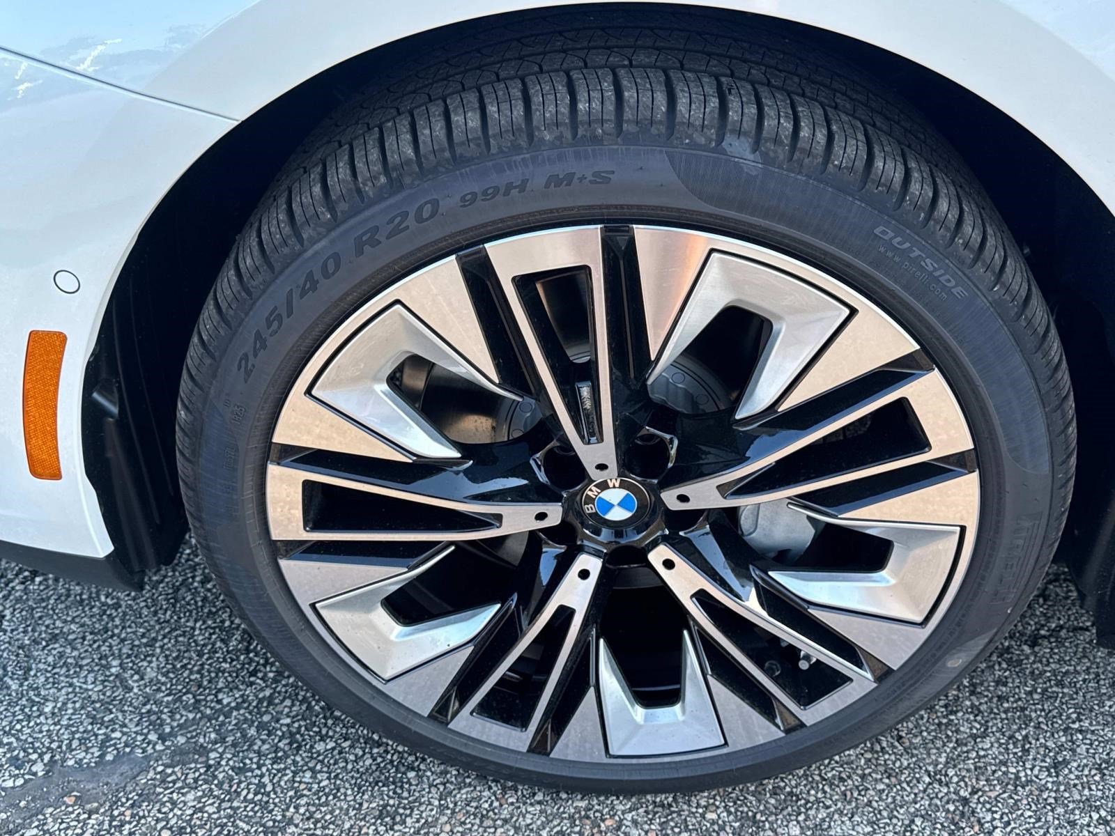 2026 BMW i5 40 - Photo 8