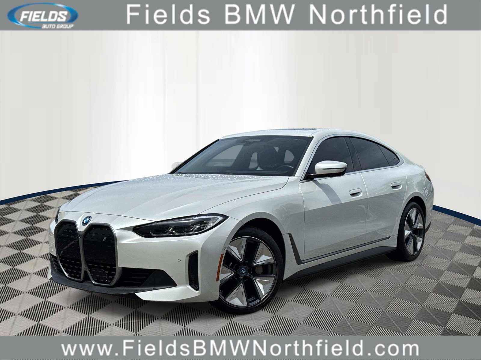 2023 BMW i4 eDrive35's photo