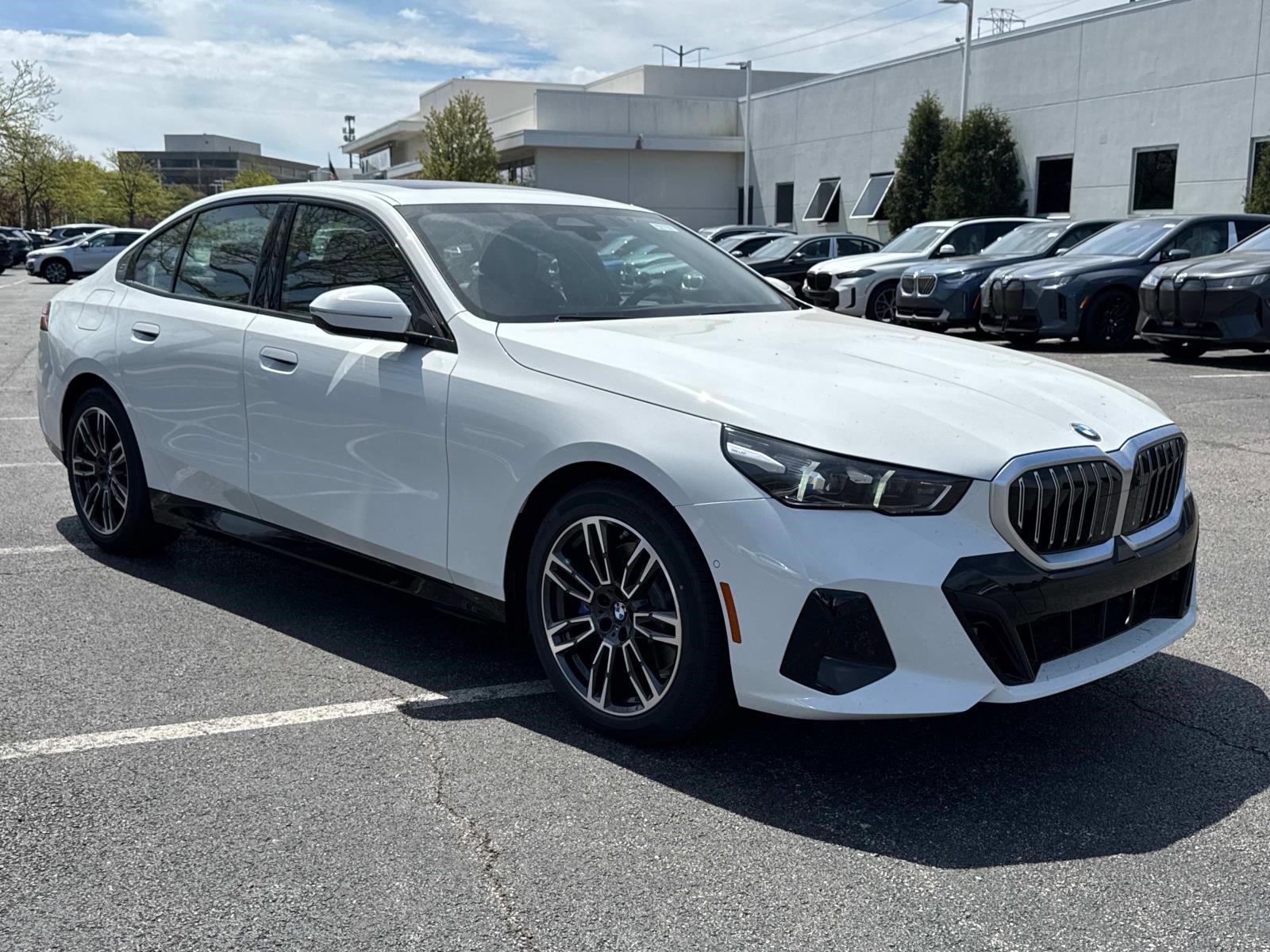 2026 Bmw 530i xDrive Sedan photo 3