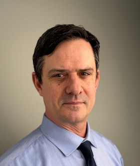 Staff member Scott Finkel from ID_5bb2ab3ad847