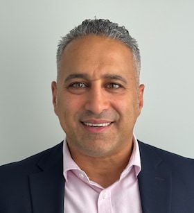 Staff member Ray Judeh from ID_5bb2ab3ad847