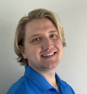 Staff member Evan Williams from ID_00e0e98cecd1