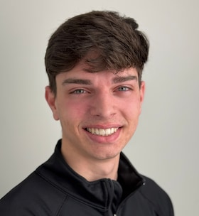 Staff member Daniel Tanev from ID_5bb2ab3ad847