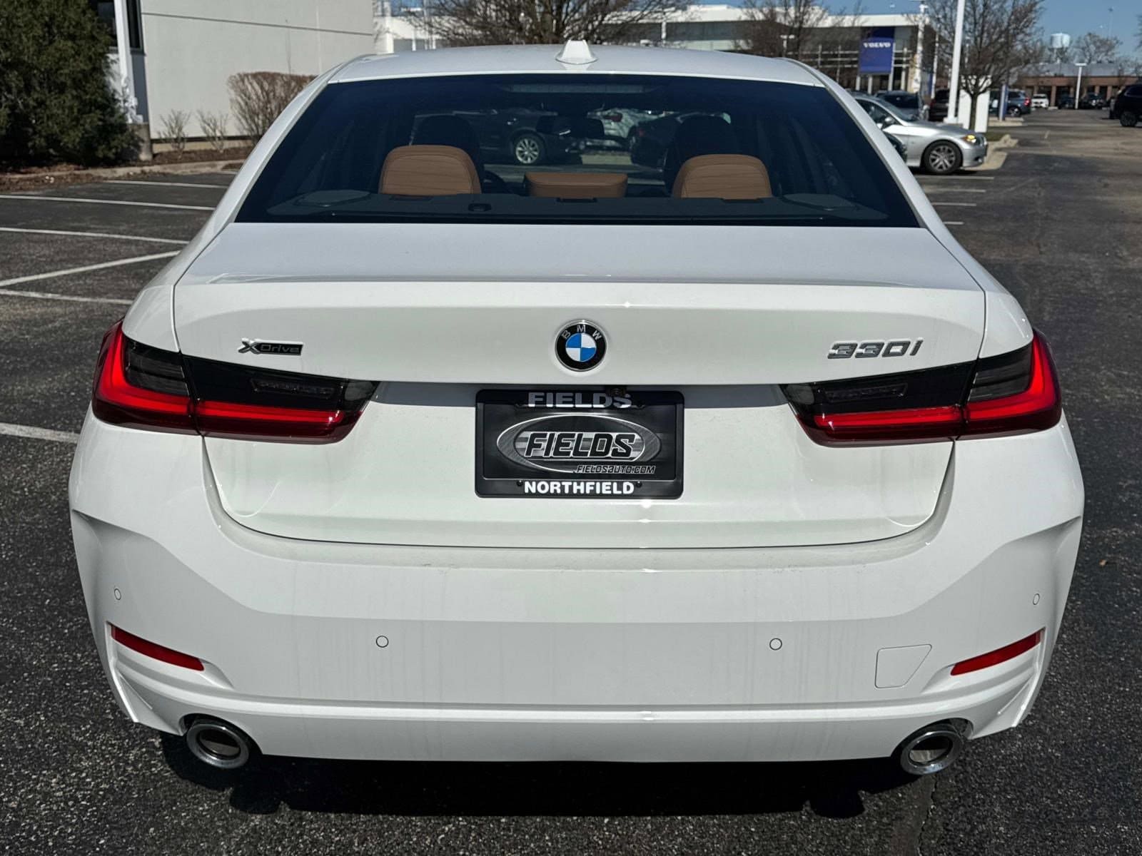 2025 BMW 3 Series 330i - Photo 6