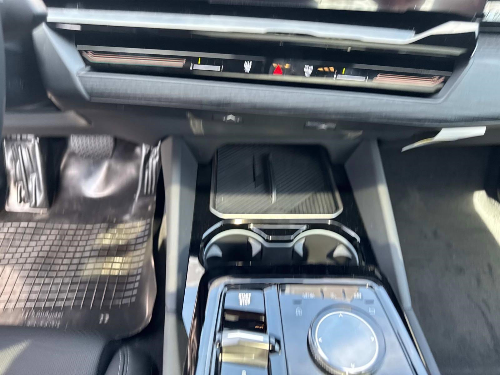 2026 BMW 5 Series 530i - Photo 25