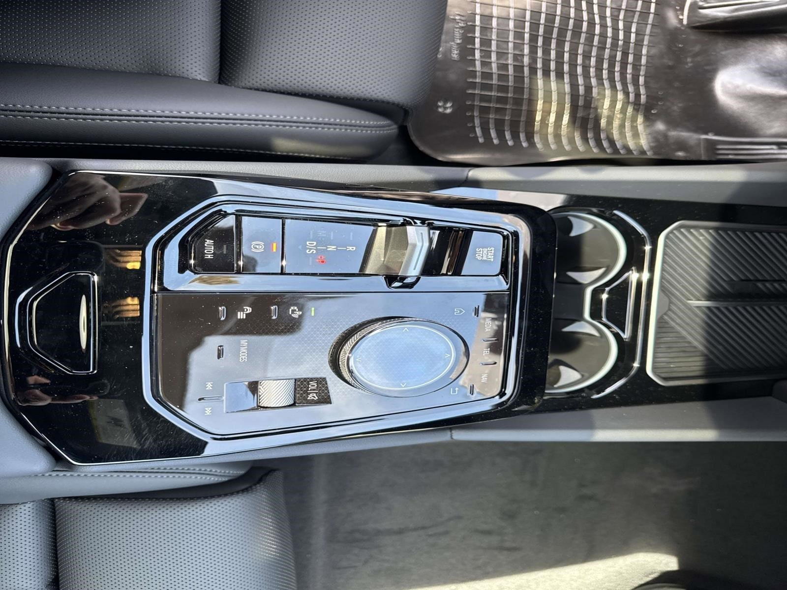 2026 BMW 5 Series 530i - Photo 26