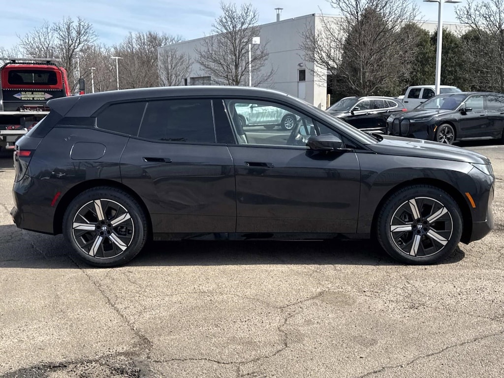 New 2026 BMW iX xDrive60 SUV
