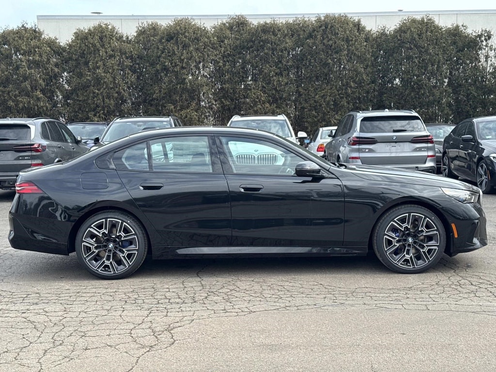 New 2026 BMW 530i xDrive Sedan