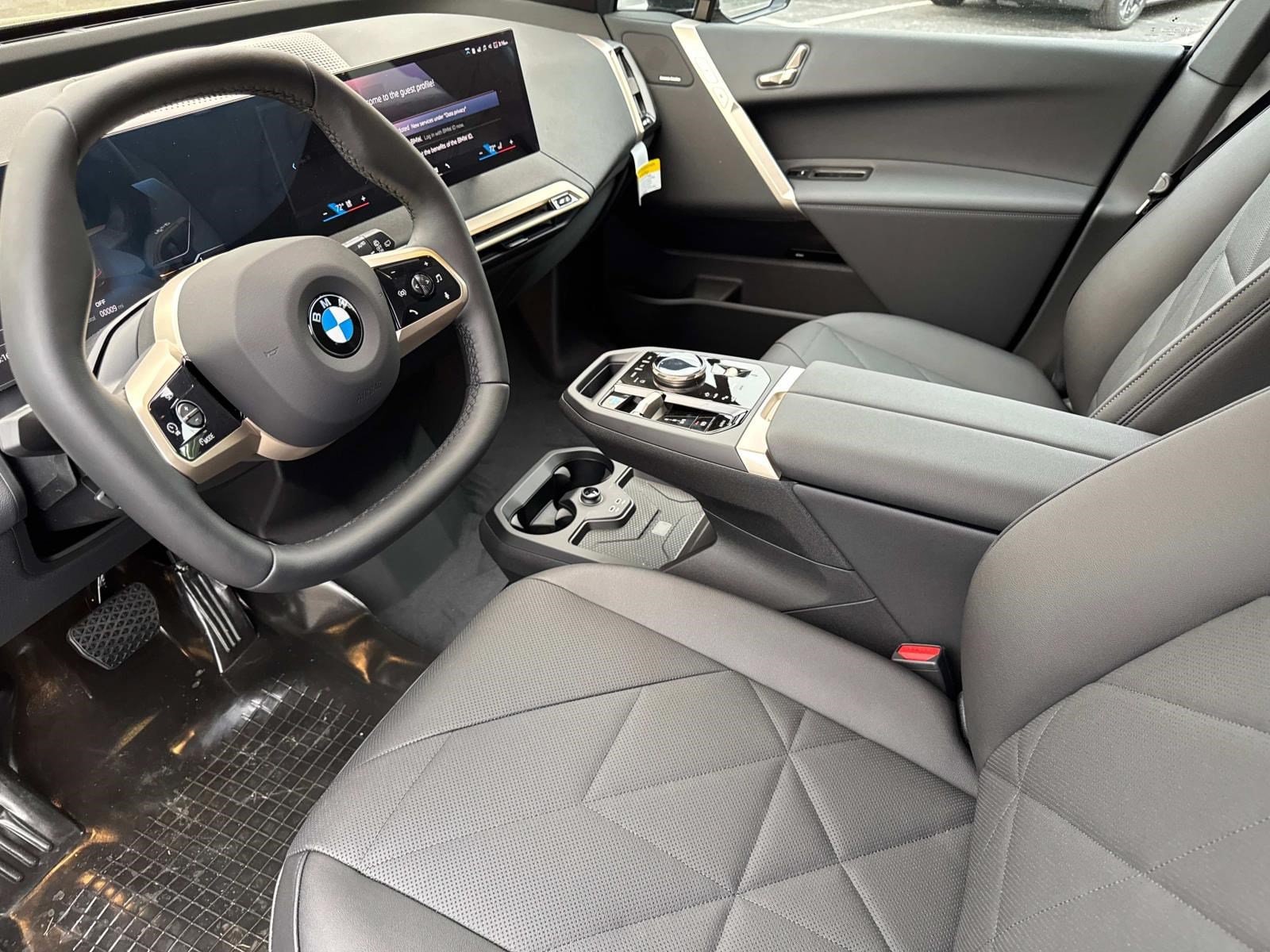 2026 BMW iX 60 - Photo 20