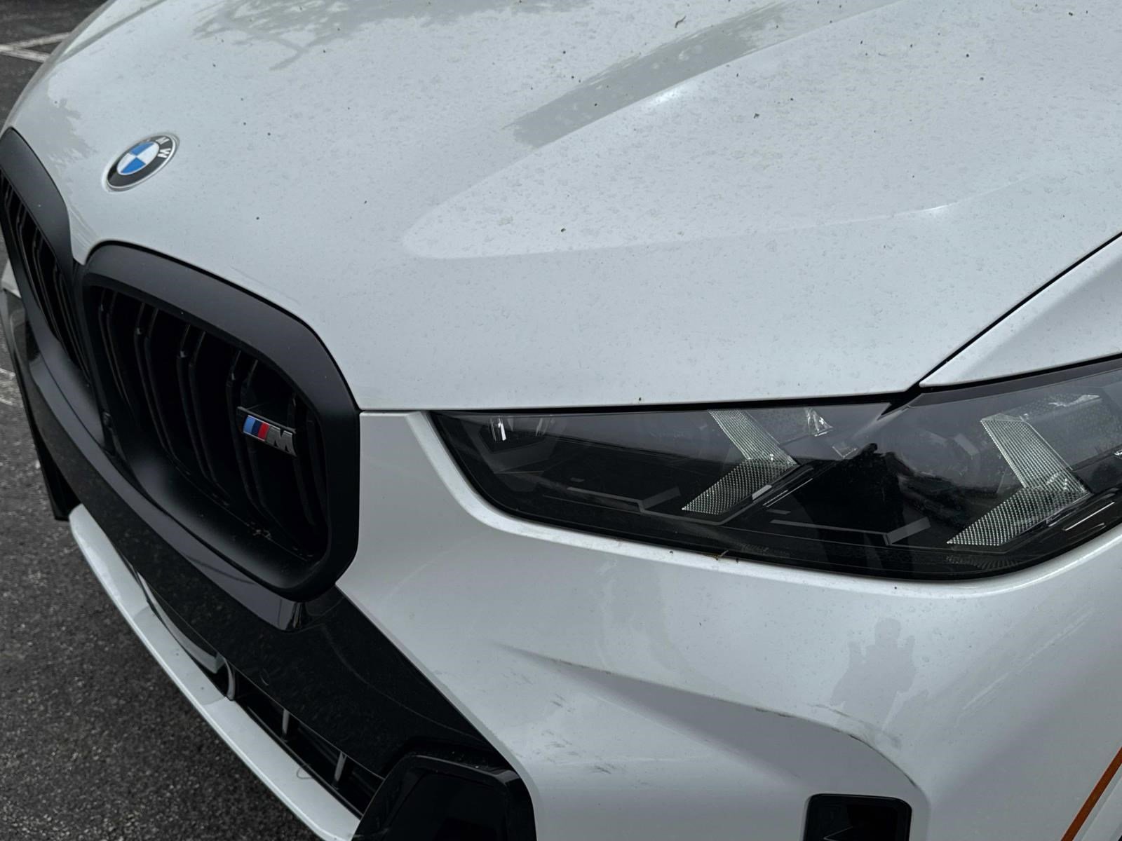 2026 BMW X5 M60i - Photo 10
