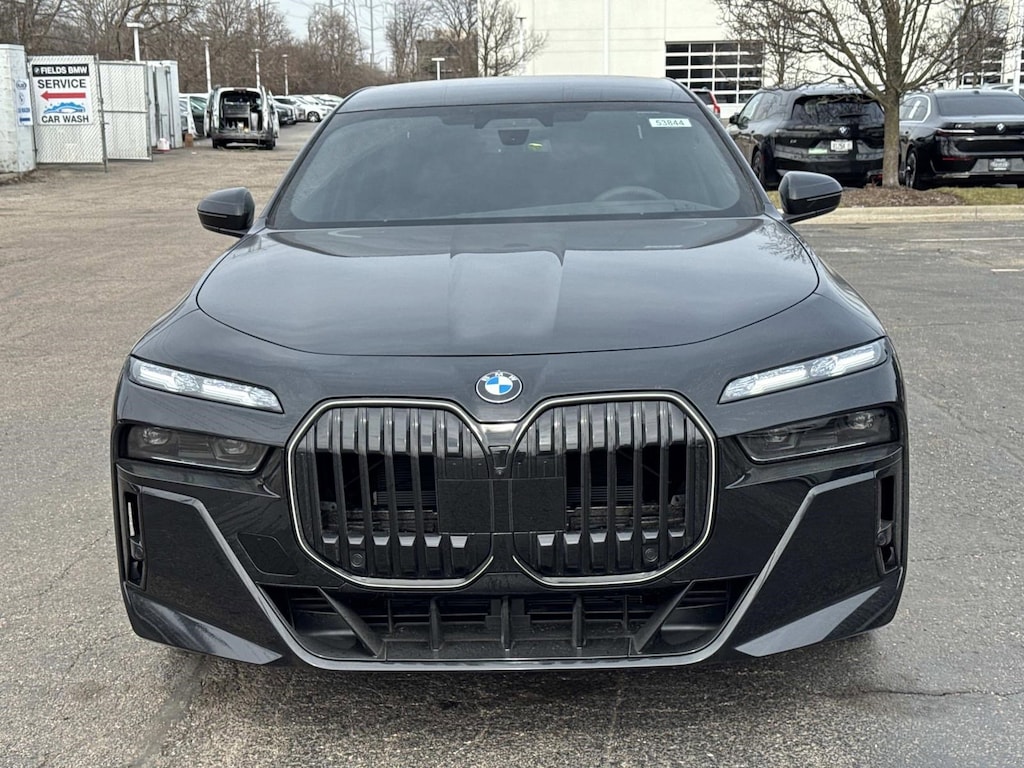 New 2026 BMW 760i xDrive Sedan