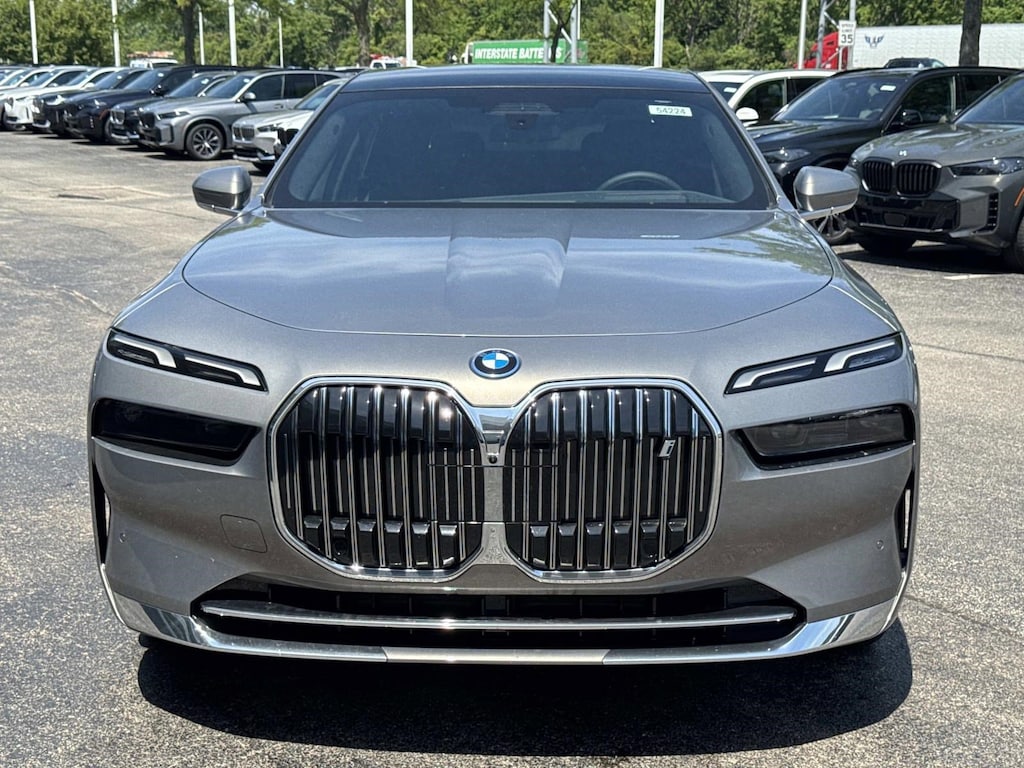 New 2026 BMW i7 xDrive60 Sedan