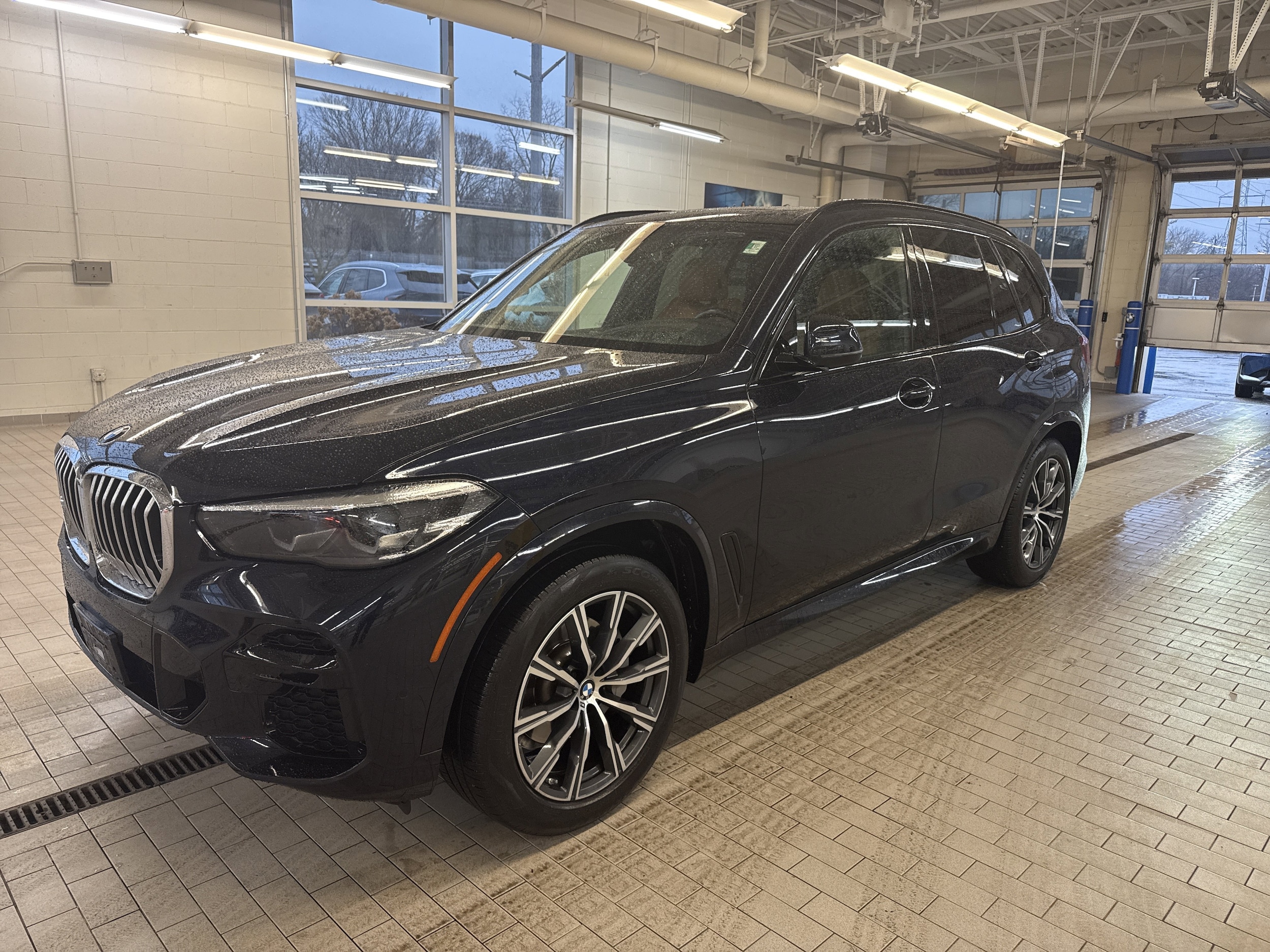 2022 BMW X5 40i's photo