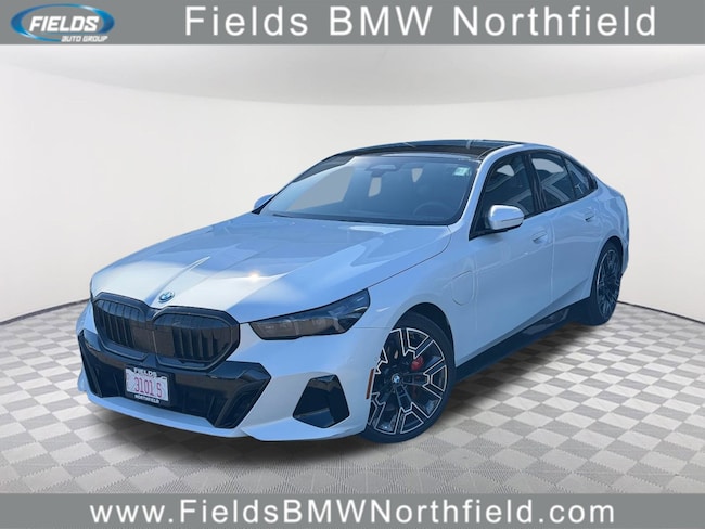 2026 BMW 550e xDrive Sedan