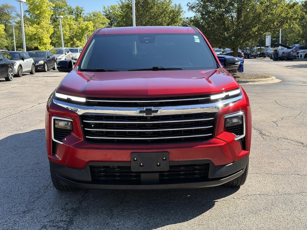 Used 2024 Chevrolet Traverse AWD LT SUV