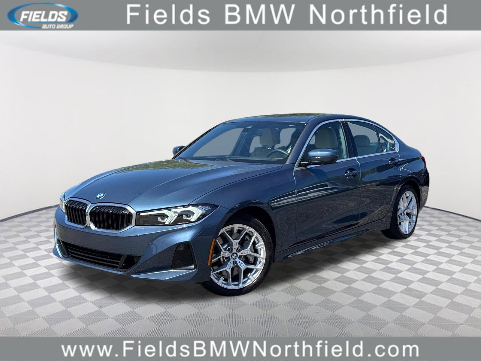 2025 BMW 3 Series 330i xDrive Sedan's photo