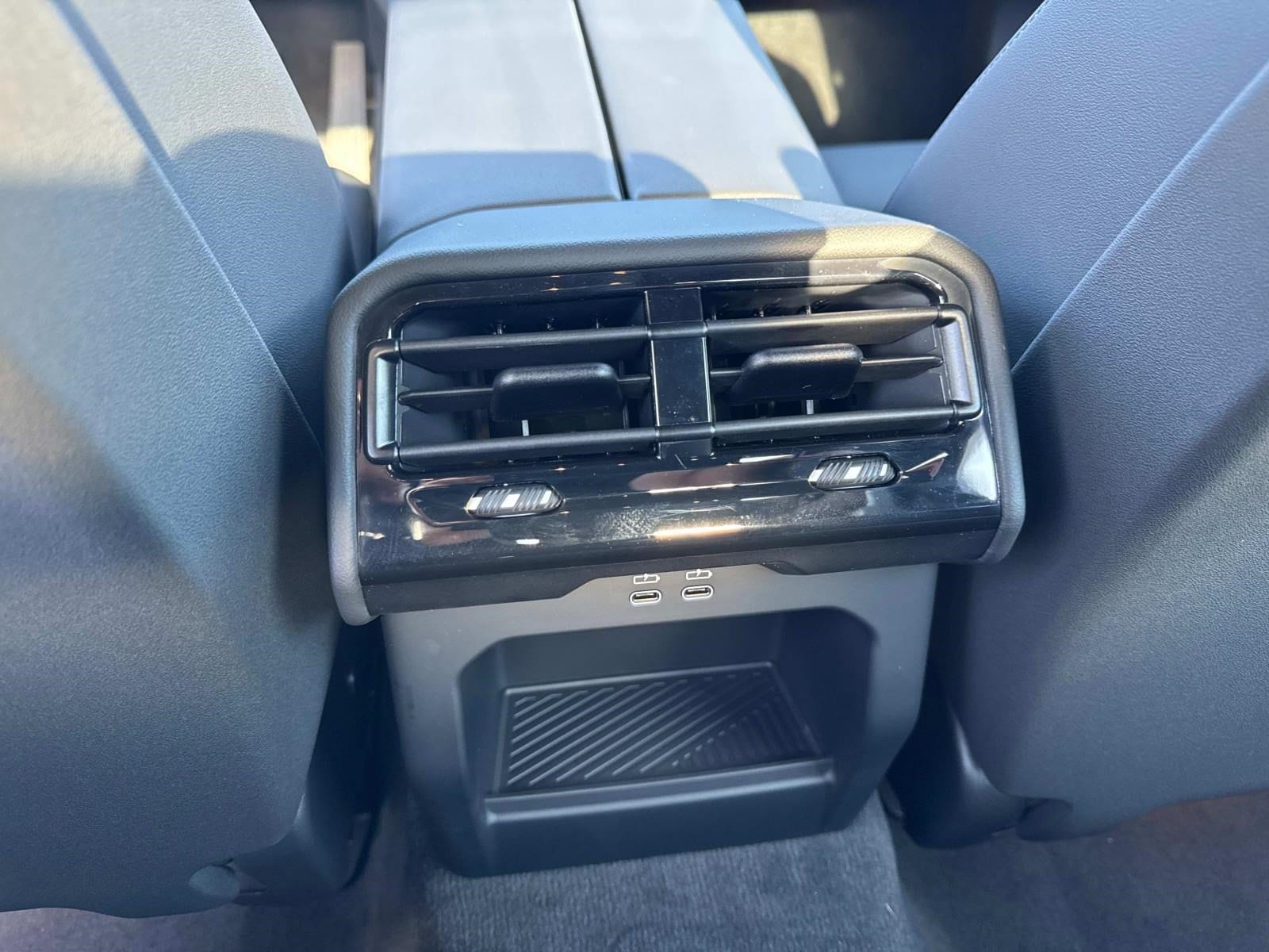 2026 BMW i5 40 - Photo 15