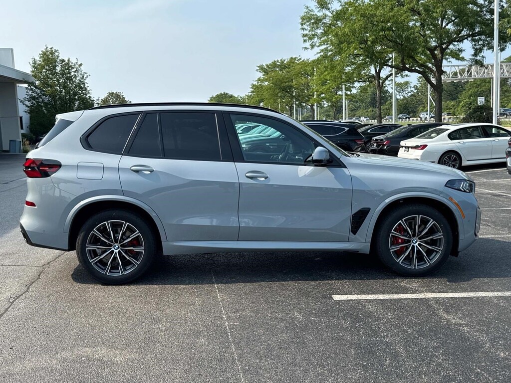 New 2026 BMW X5 xDrive40i SUV