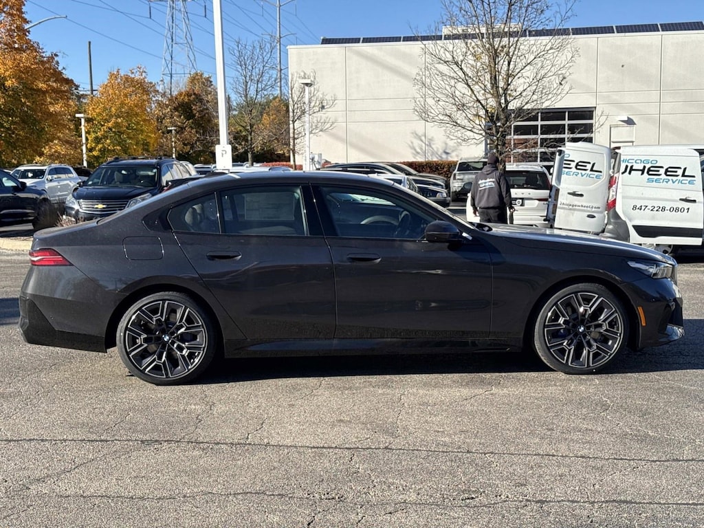 New 2026 BMW 530i xDrive Sedan