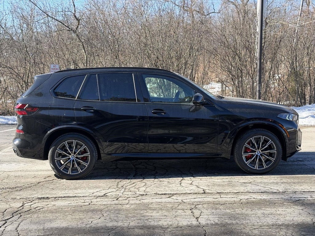 New 2026 BMW X5 M60i SUV