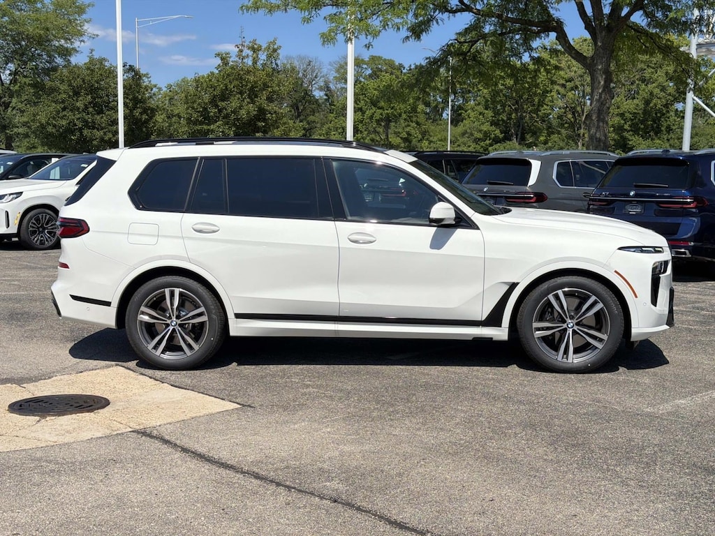 New 2027 BMW X7 xDrive40i SUV