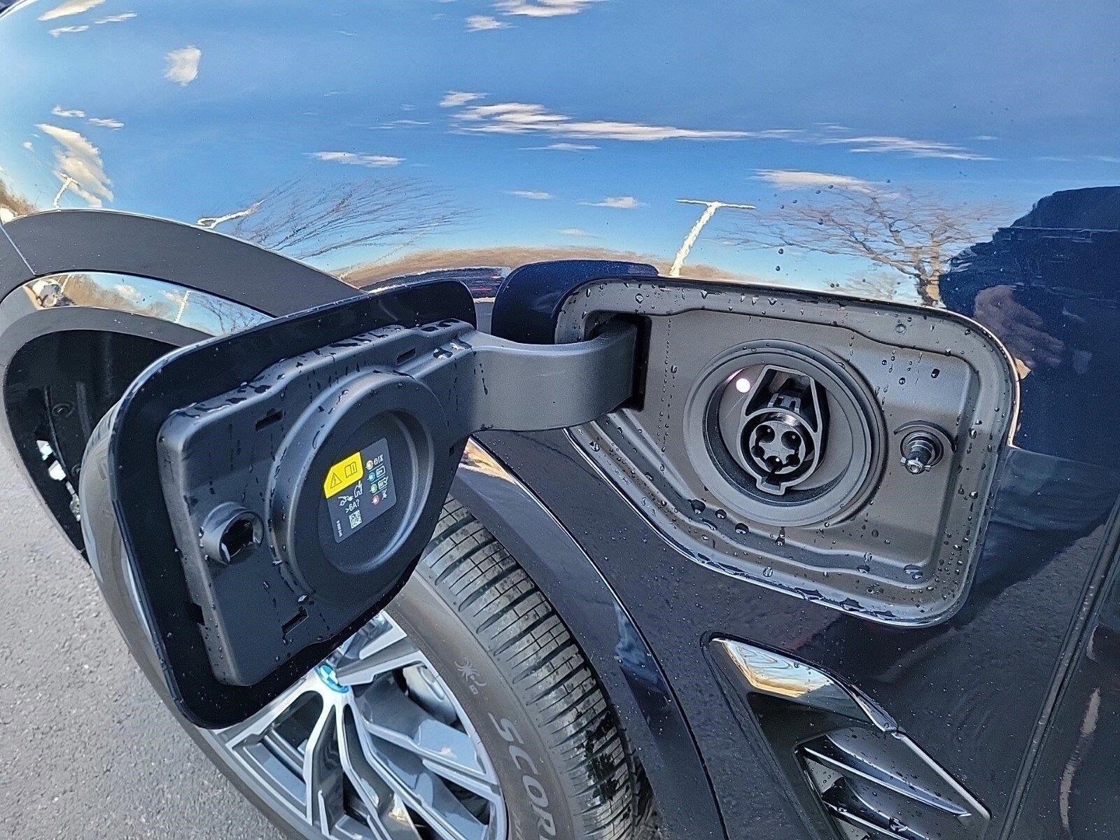 2025 Bmw X5 xDrive50e photo 3
