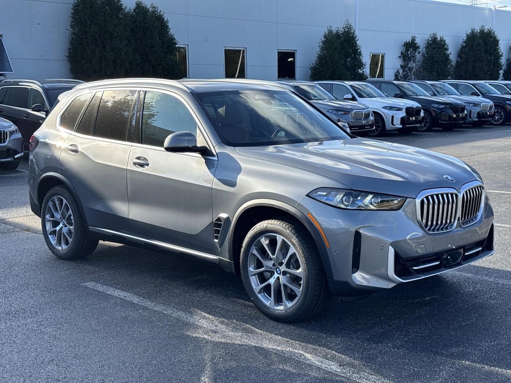 New 2026 BMW X5 xDrive40i SUV