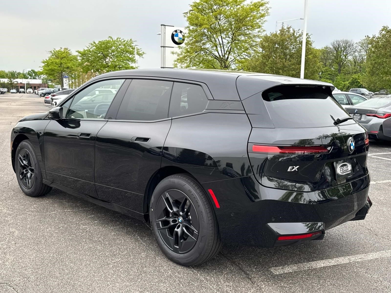 2026 BMW iX 60 - Photo 7
