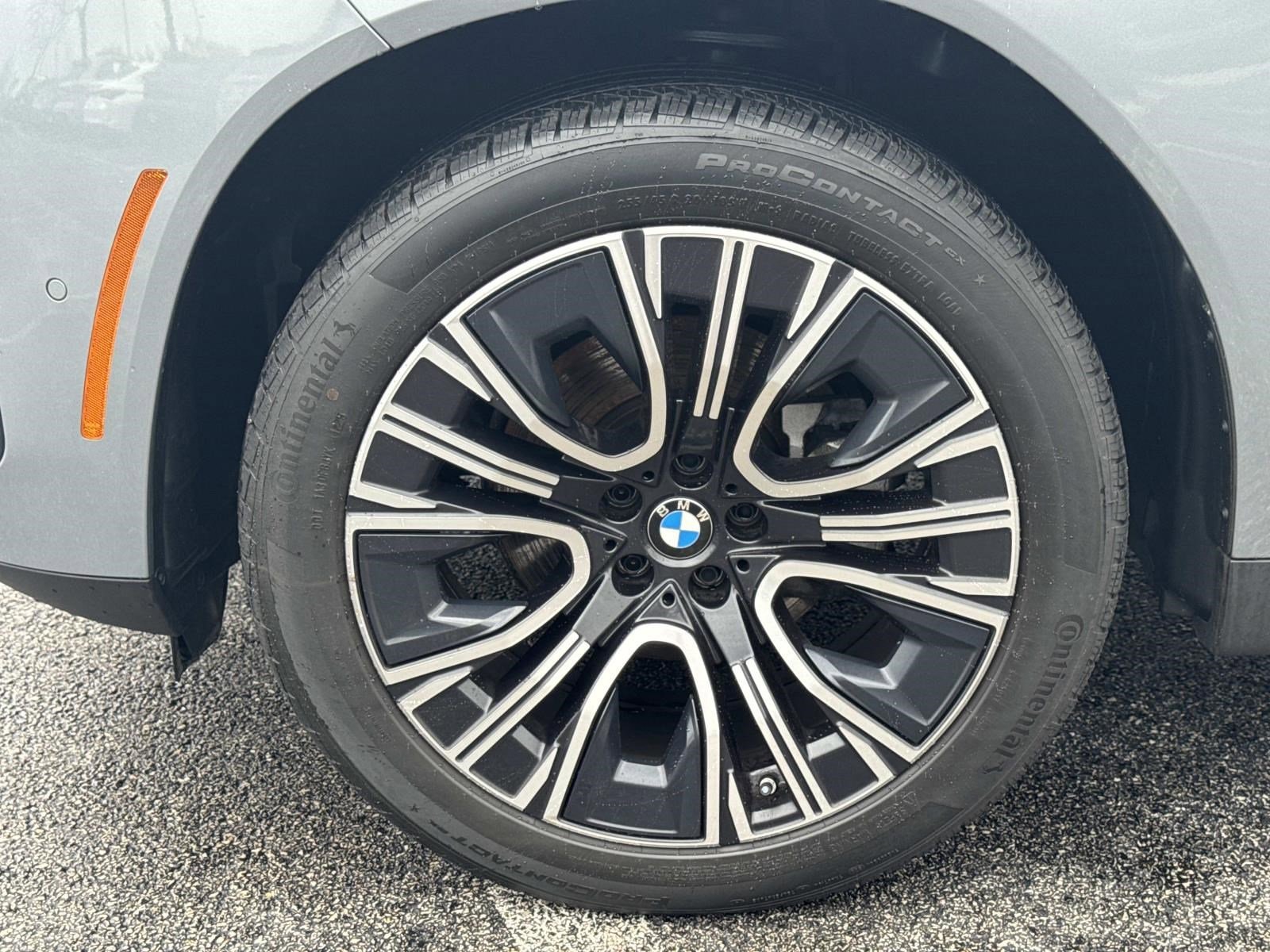 2025 BMW X3 30 - Photo 9