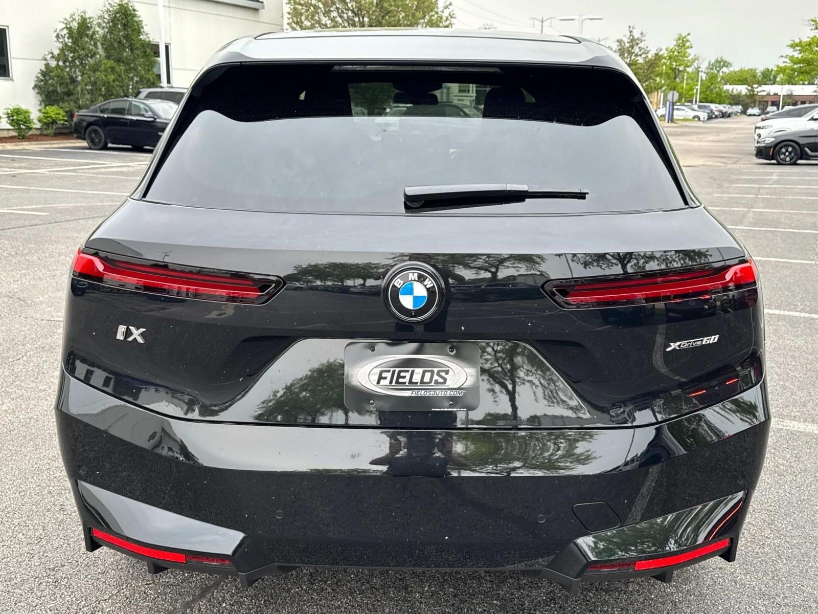 2026 BMW iX 60 - Photo 6