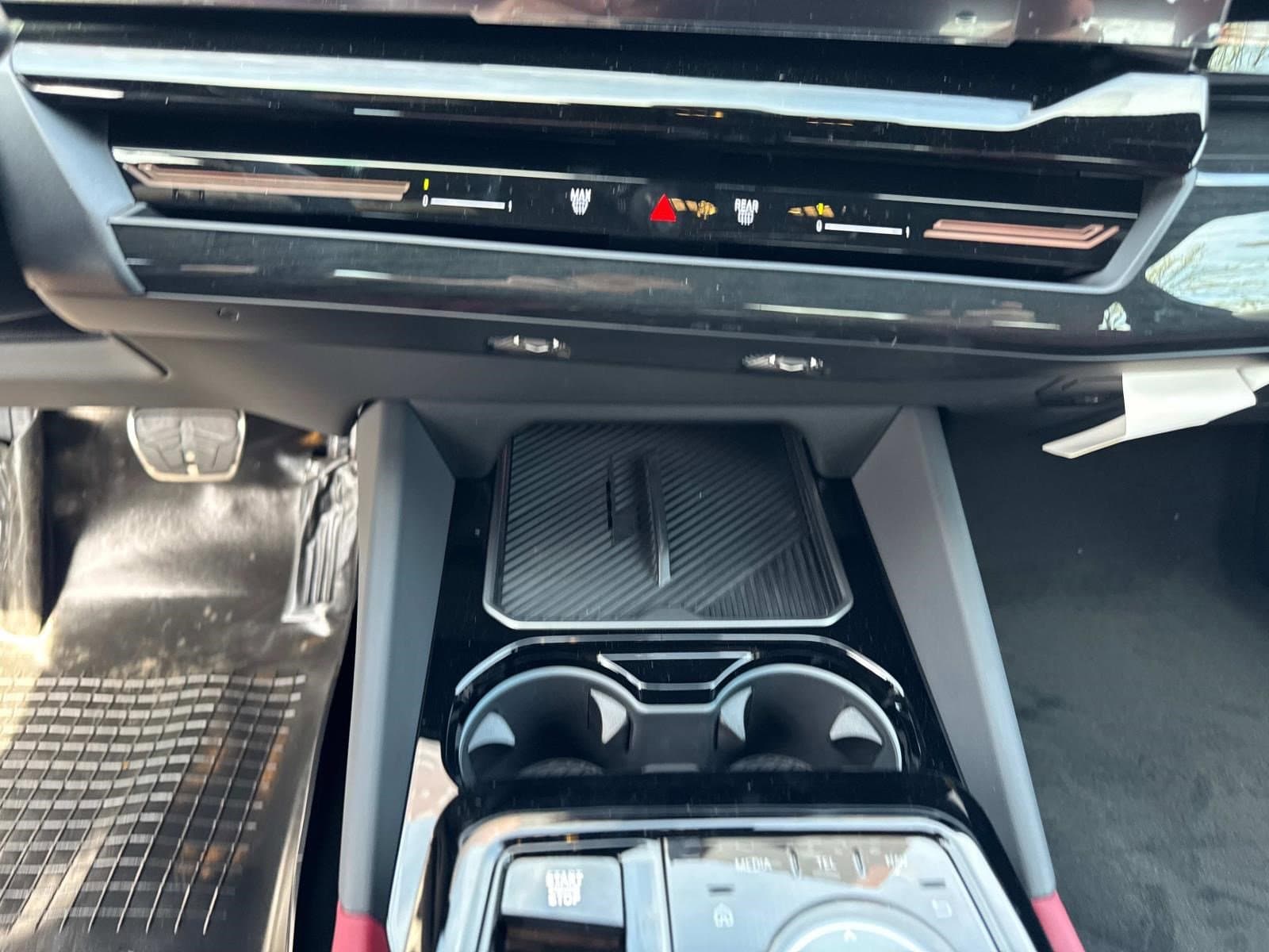 2026 BMW 5 Series 530i - Photo 19