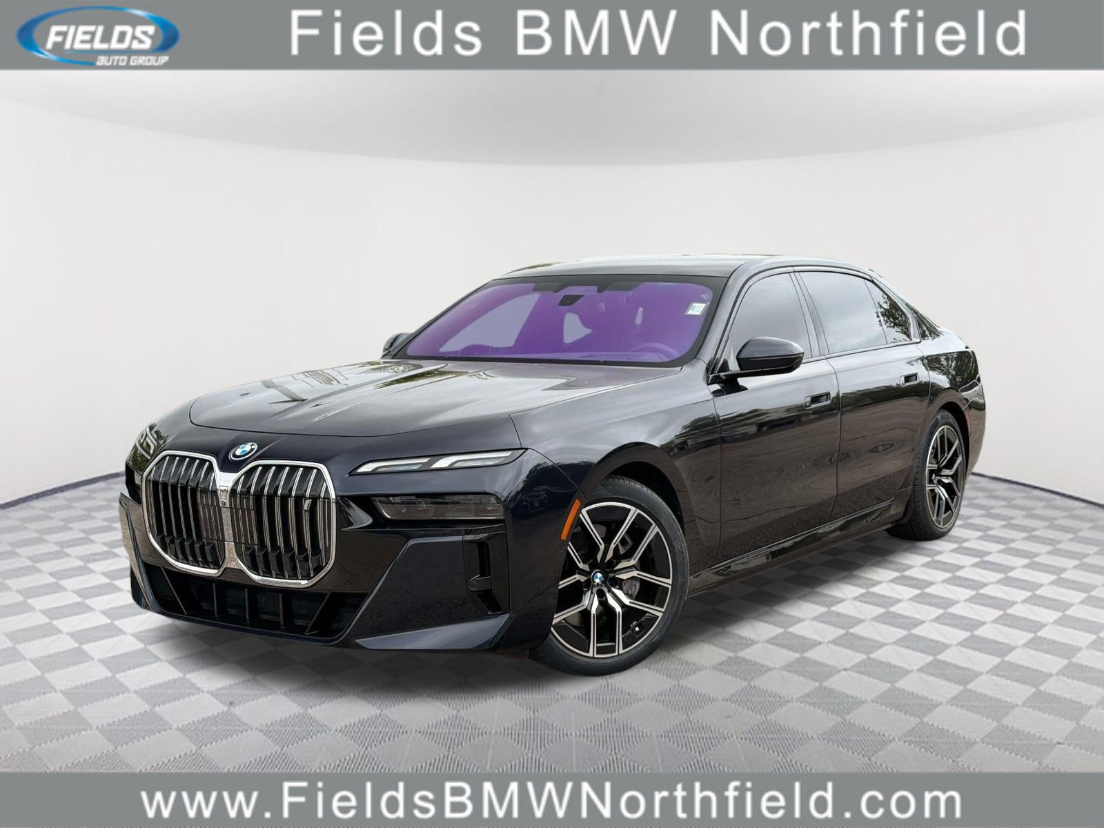  BMW i7
