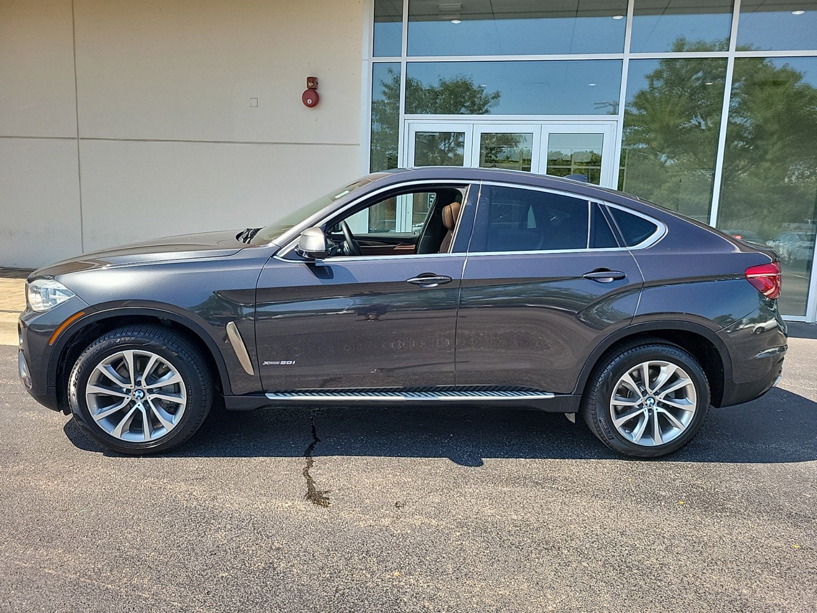 Used 2017 BMW X6 xDrive50i with VIN 5UXKU6C57H0R34366 for sale in Northfield, IL