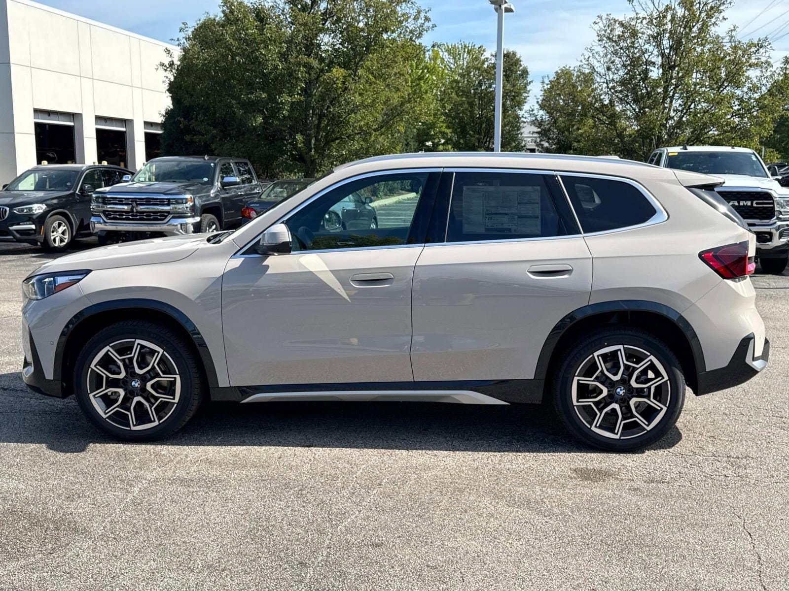 2026 BMW X1 XDrive28i - Photo 8