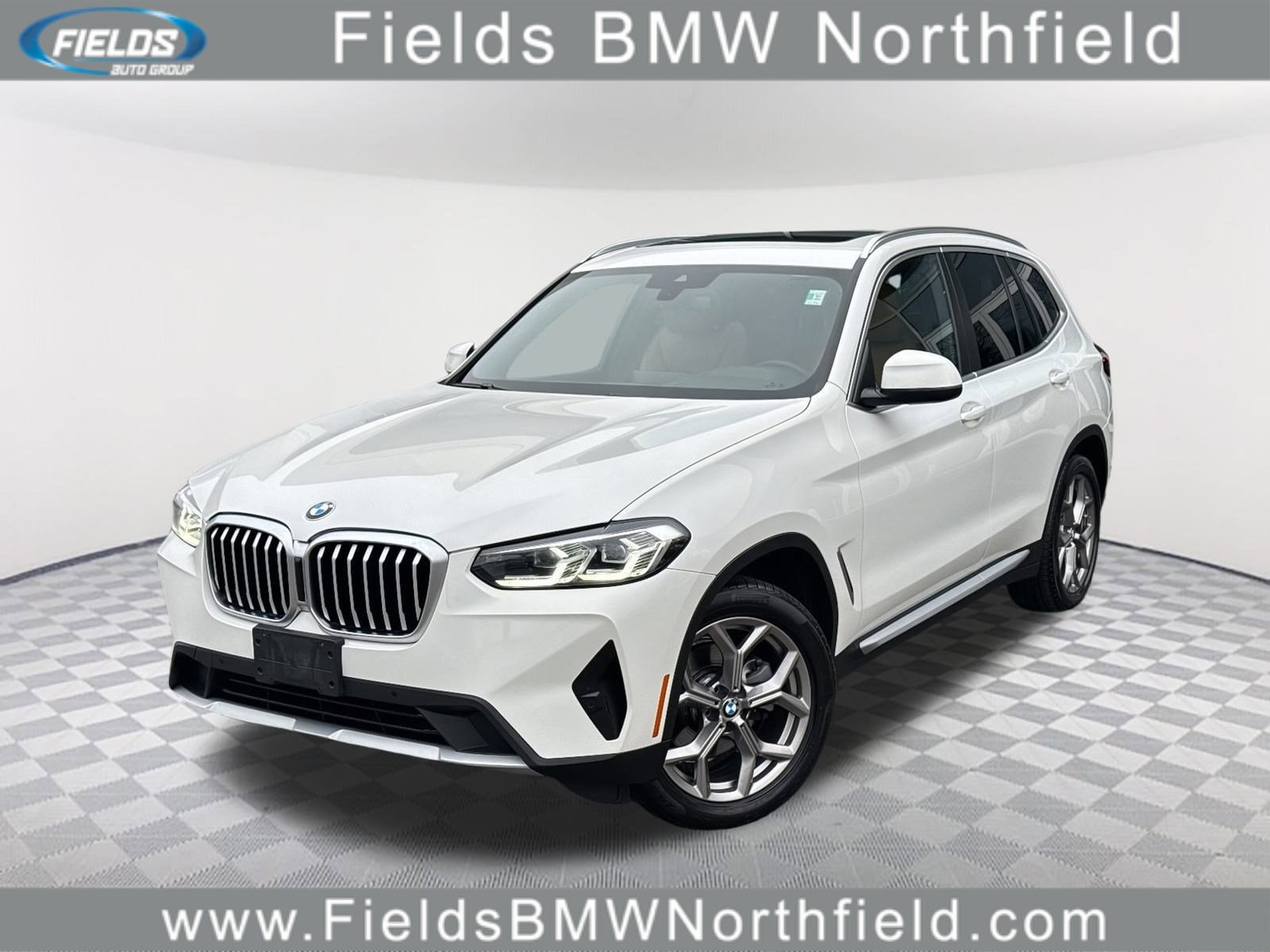 2022 BMW X3 30i's photo