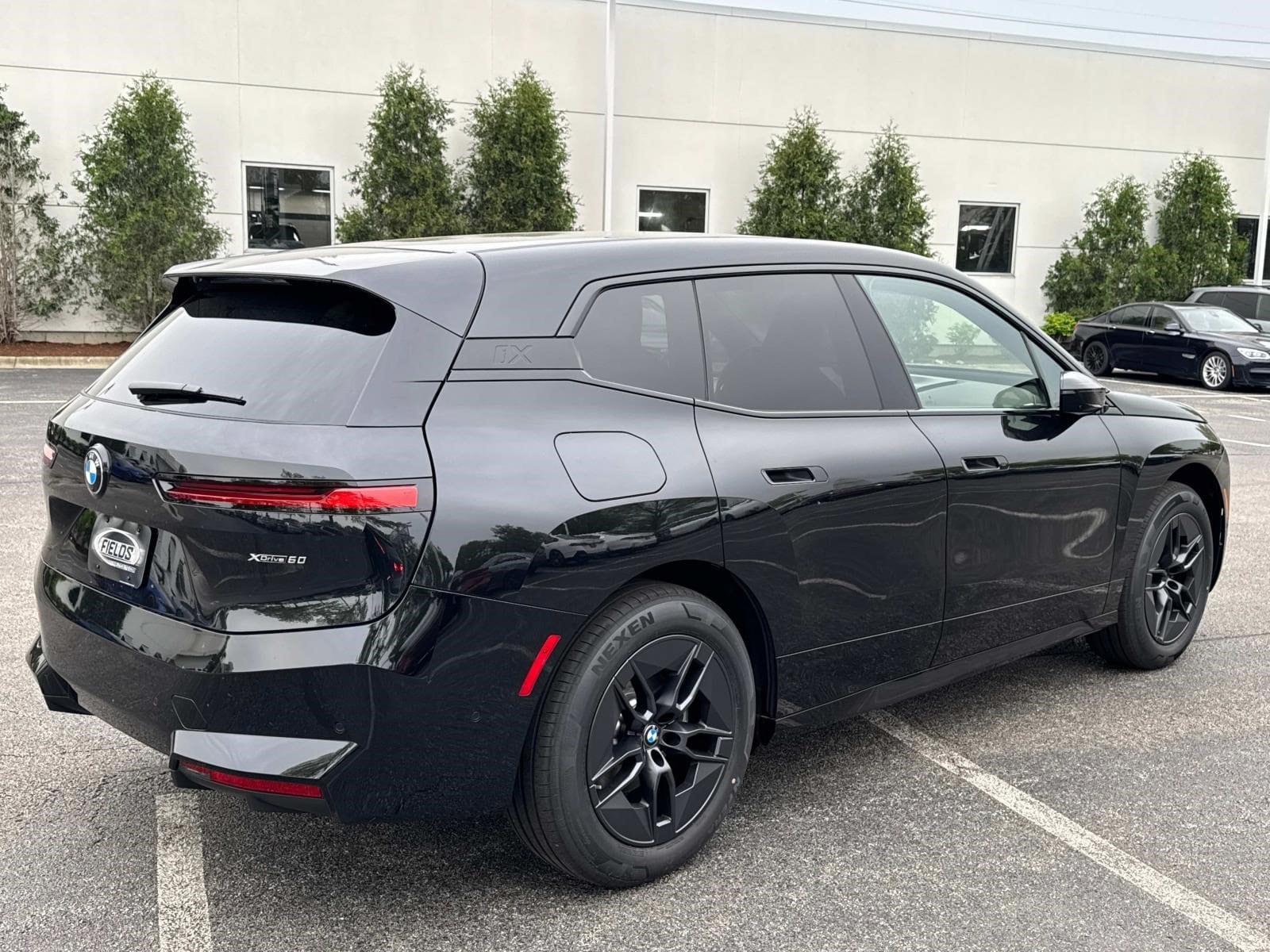 2026 BMW iX 60 - Photo 5