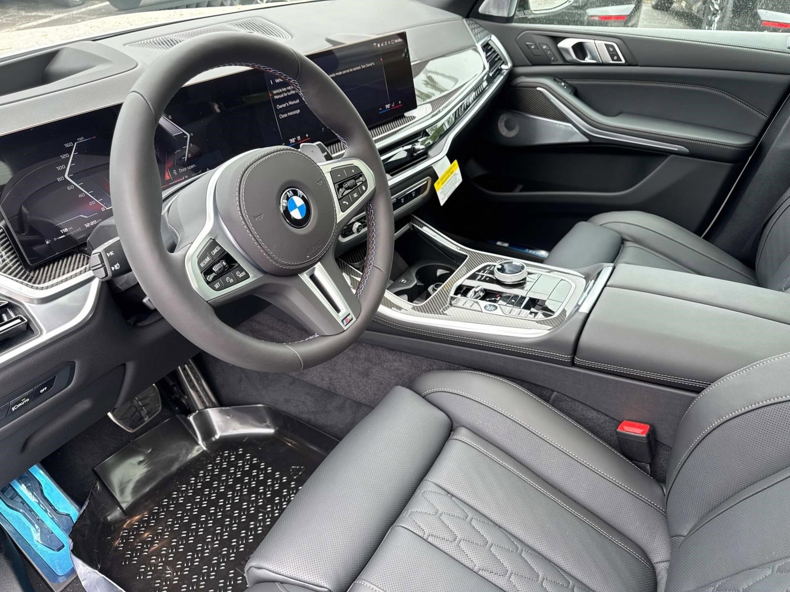 2026 BMW X5 M60i - Photo 23