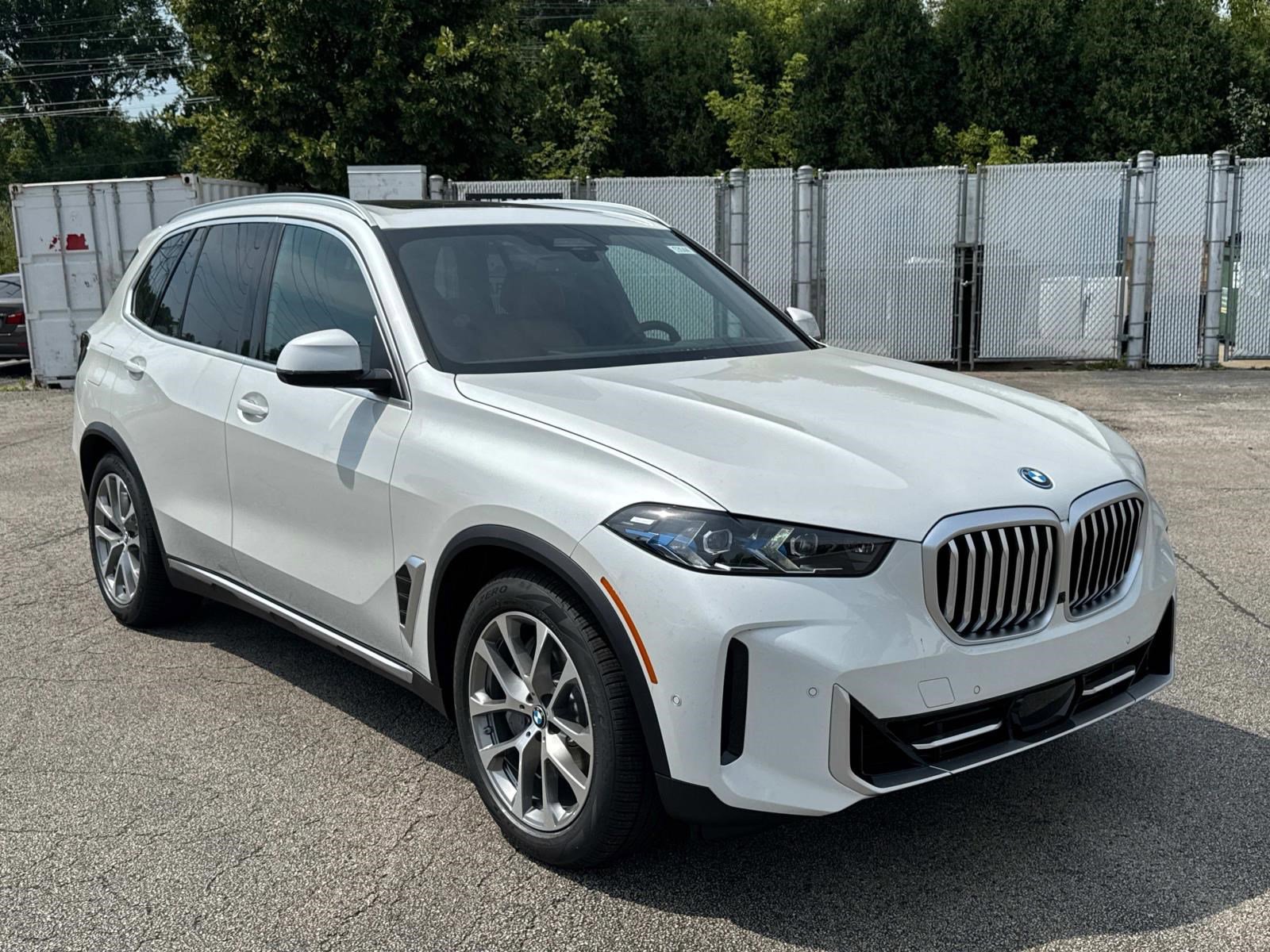 2026 Bmw X5 xDrive50e photo 3