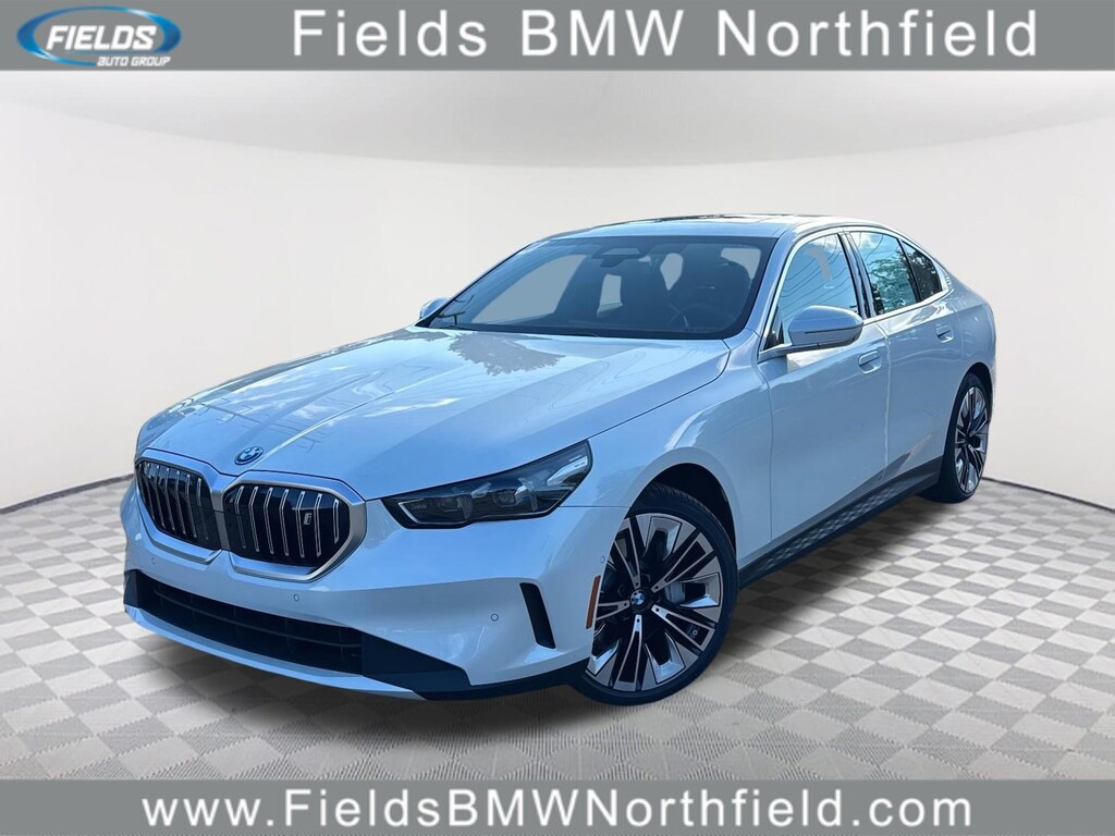 New 2026 BMW i5 xDrive40 Sedan