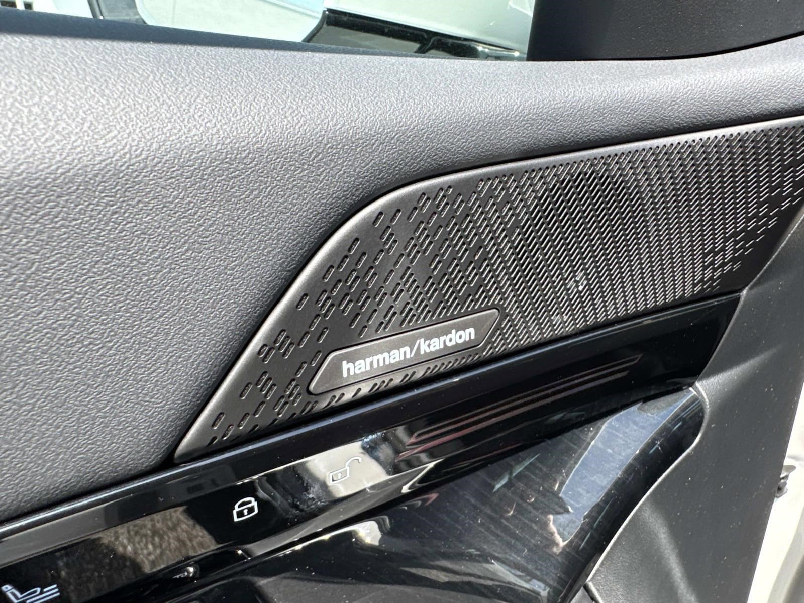 2026 BMW 5 Series 530i - Photo 28