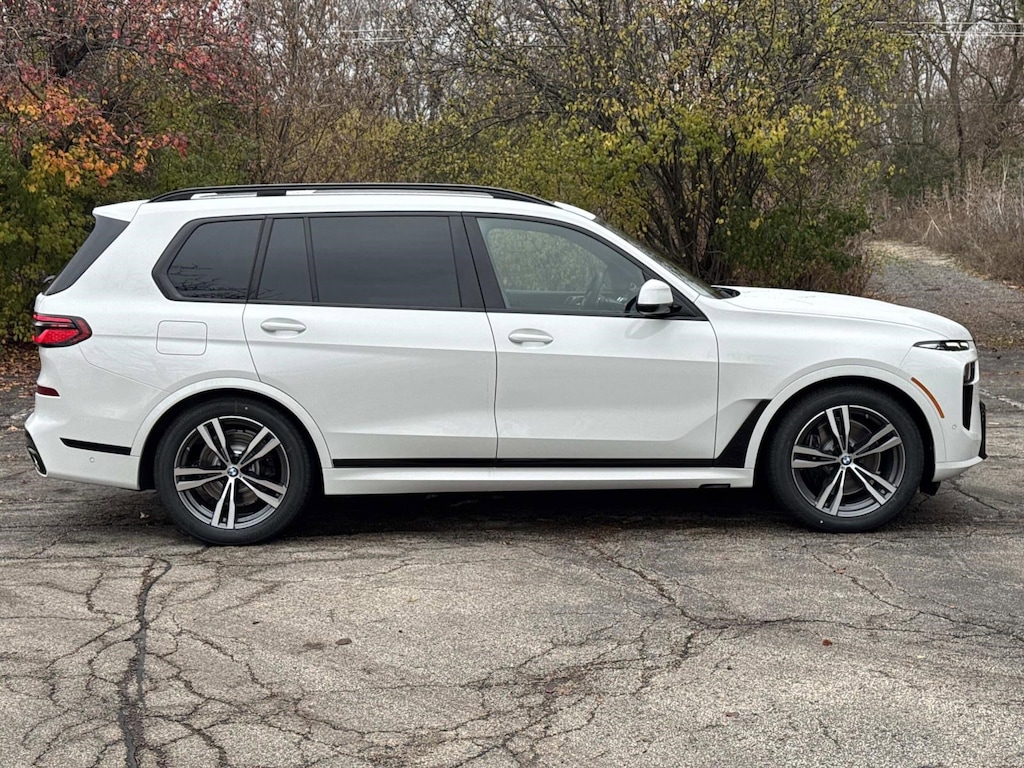 New 2026 BMW X7 xDrive40i SUV