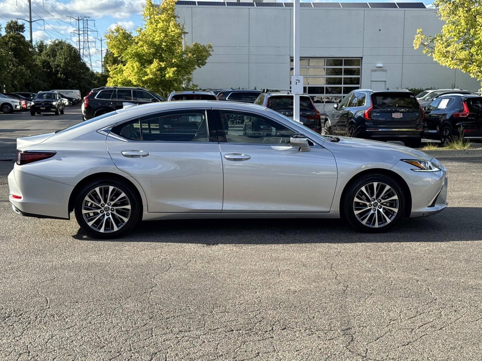 2020 Lexus ES 350 Premium photo 4