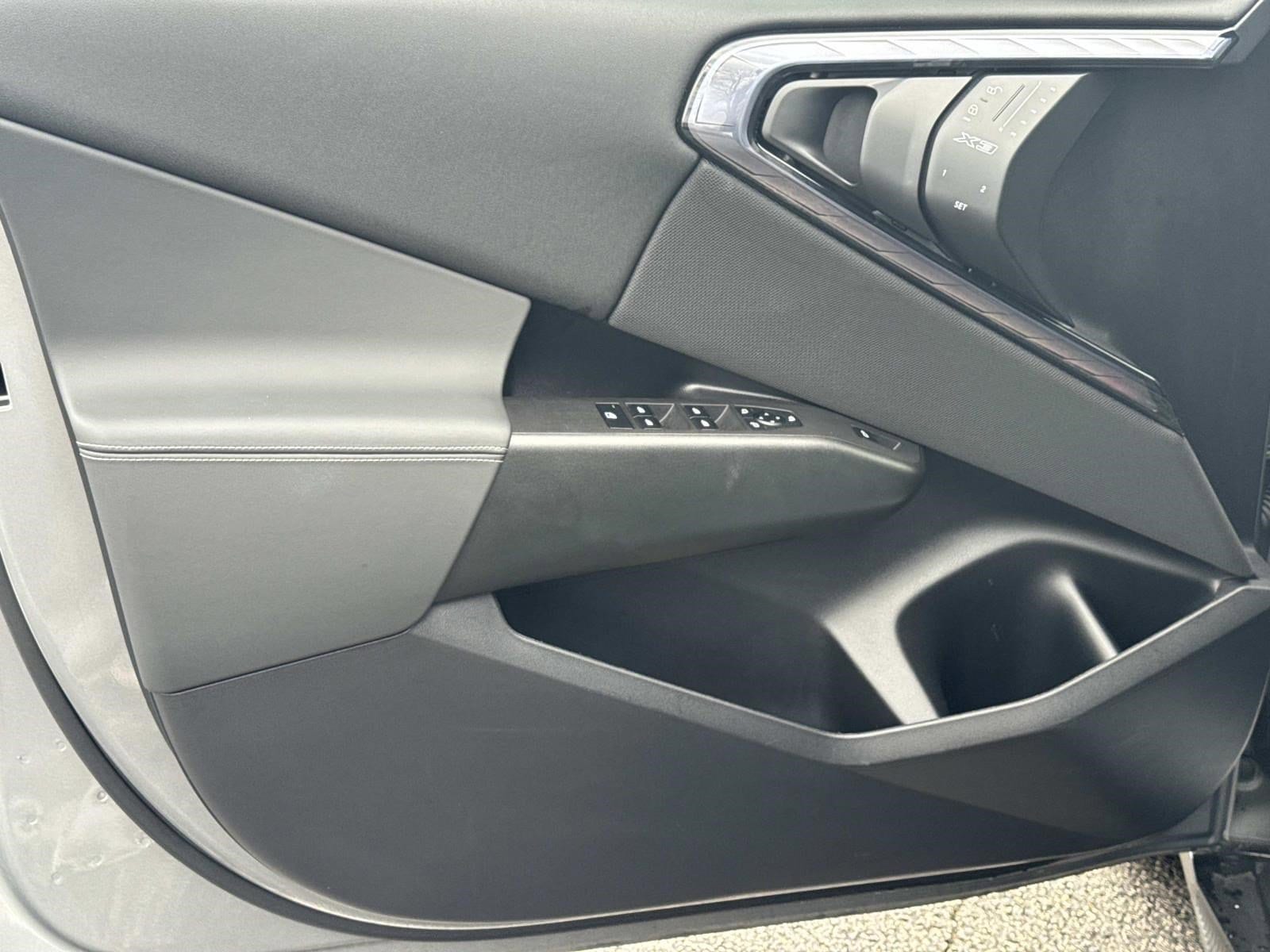 2025 BMW X3 30 - Photo 17